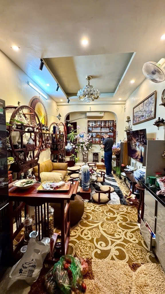 Bán nhà Ái Mộ Bồ Đề30m/5 tầng nhỉnh 7t 15988035