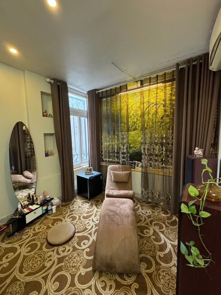 Bán nhà Ái Mộ Bồ Đề30m/5 tầng nhỉnh 7t 15988035