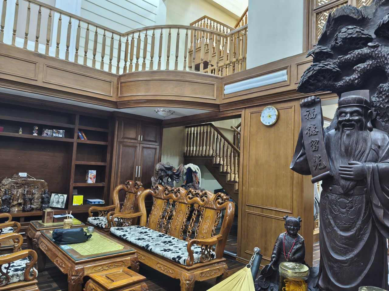 ♣ MT Lê Đại Hành Biệt thự  150m2, ngang 7m, 2.5 tầng, Nội Thất Gỗ cao cấp, cực chất 15.x tỷ 15988041