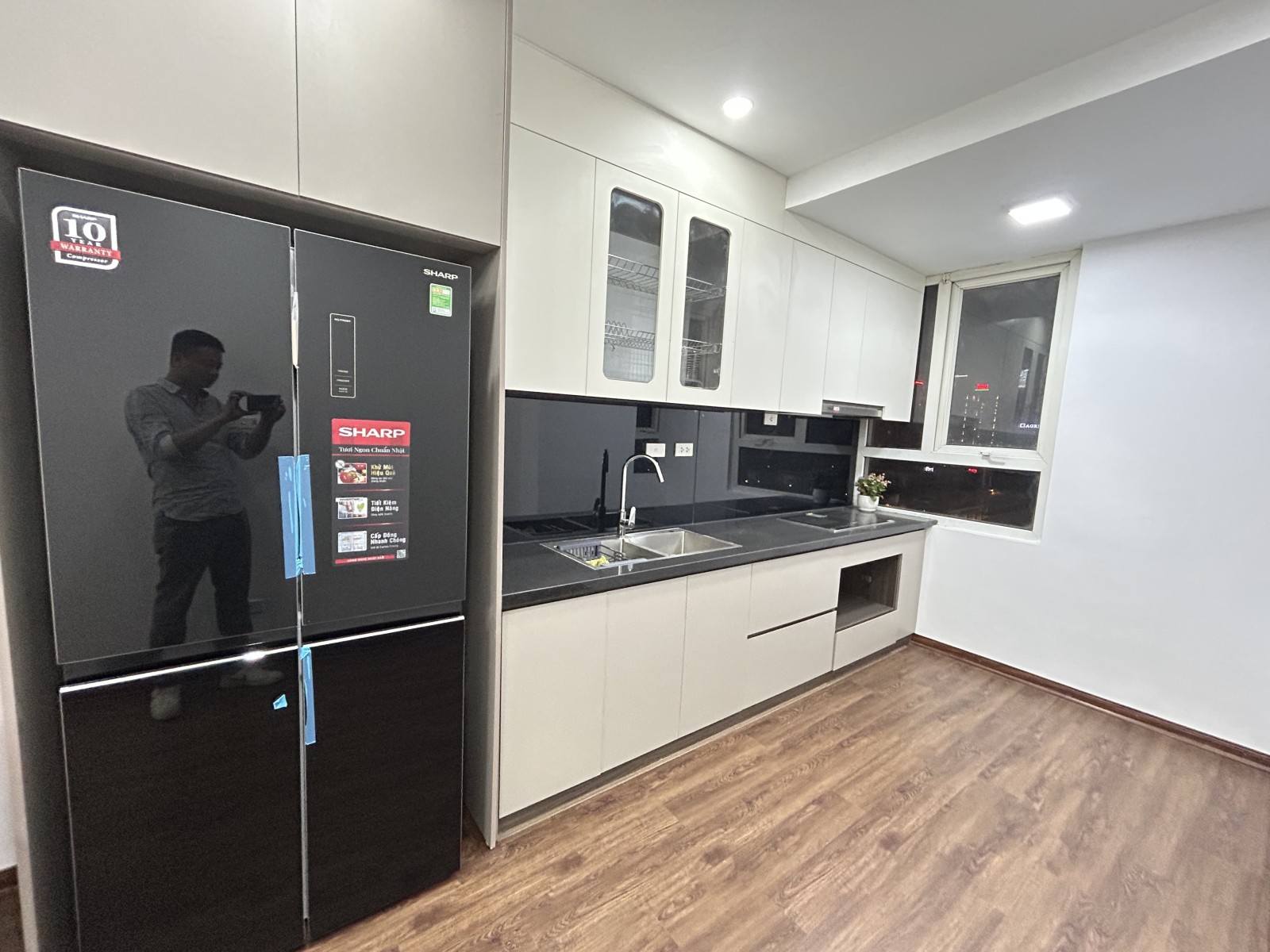 CHUNG CƯ MẶT PHỐ PHẠM HÙNG - LÔ GÓC 4PN2VS FULL NỘI THẤT - TẦNG TRUNG - ĐẸP LONG LANH - GẦN BẾN XE 15988050