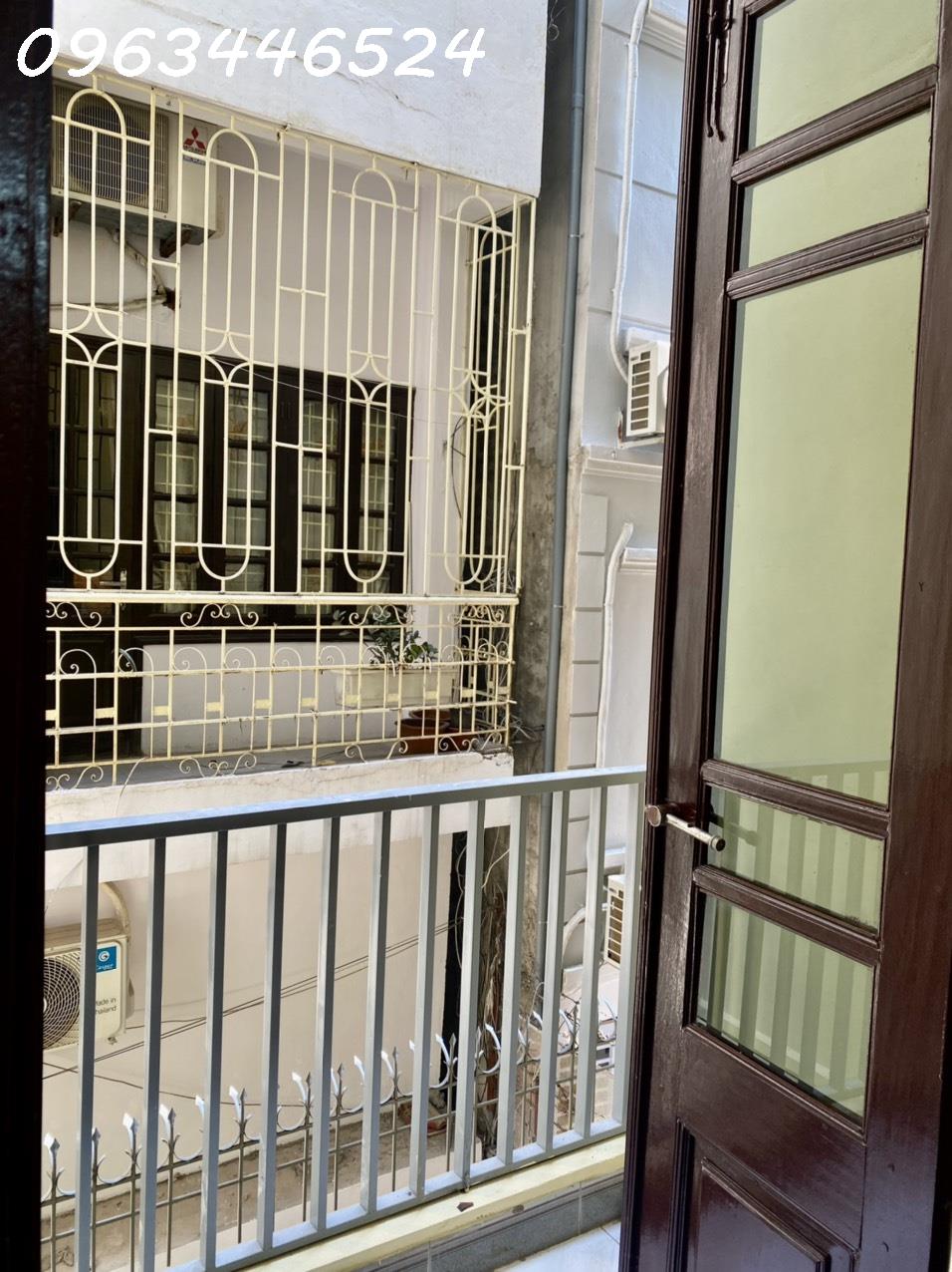 Bán gấp giá rẻ Nguyễn Văn Linh 75m, 3 tầng, mặt tiền 6m, 7.8 tỷ Long Biên. 15988054