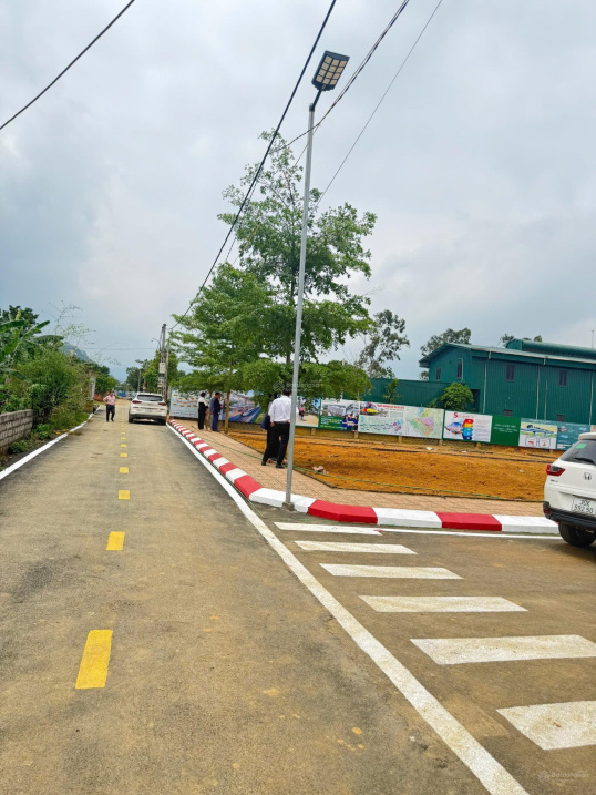 Bán lô góc 100m2 Phú Cát, MT 15m, đường 8m, full thổ cư, gần CNC Hoà Lạc 15988064