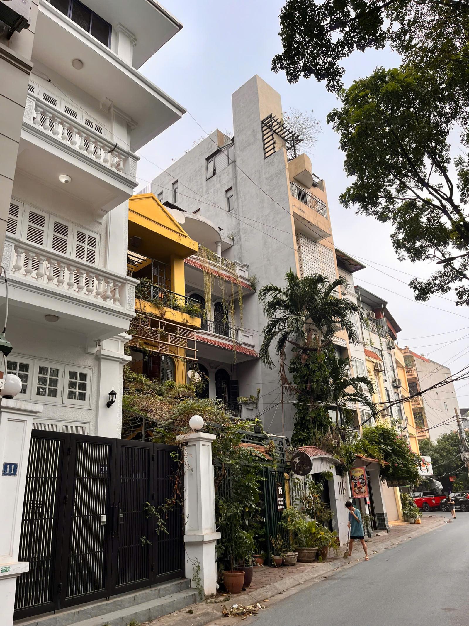 Bán nhà Ngọc Khánh, ô tô đỗ cửa, 68m2, 5 tầng thang máy, chỉ 24 tỷ 15988074