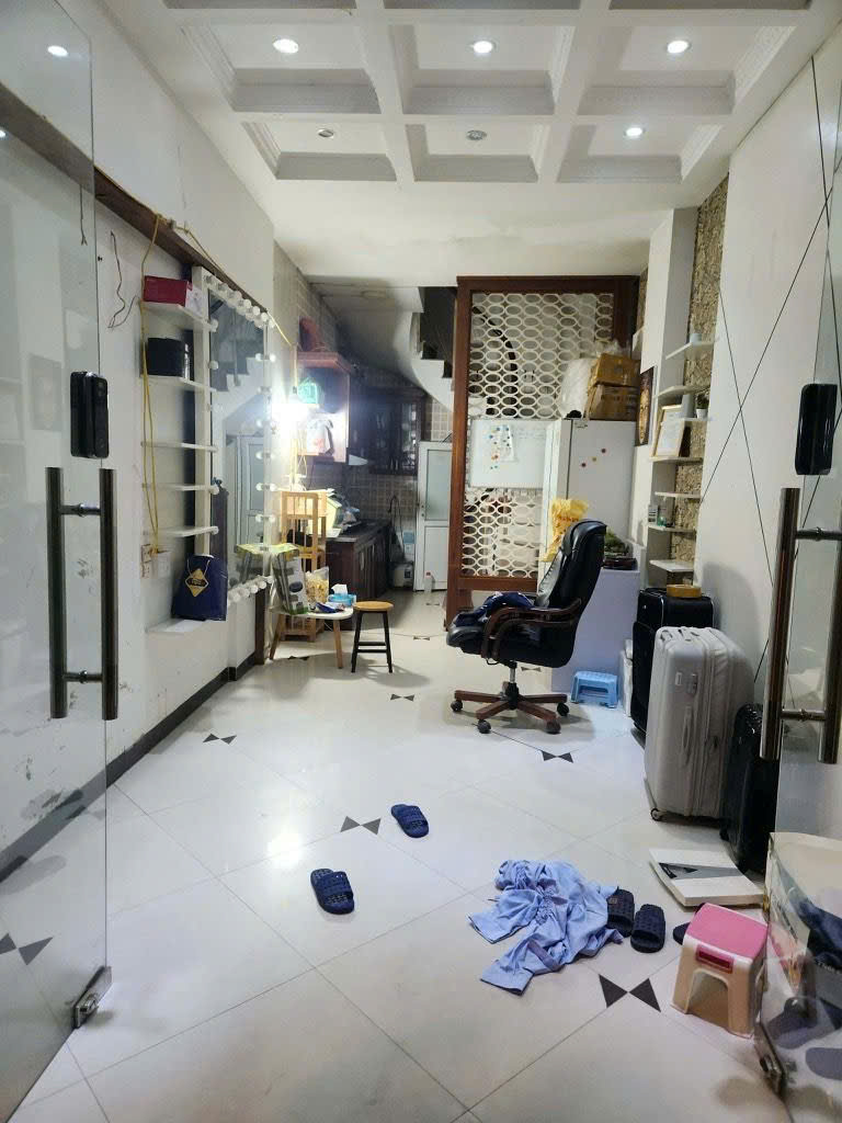 8.8 tỷ - NHÀ VĨNH HƯNG – HOÀNG MAI - DT 55M2 - mặt tiền rộng rãi - 3 THOÁNG - NHIỀU TIỆN ÍCH XUNG QUANH  15988110