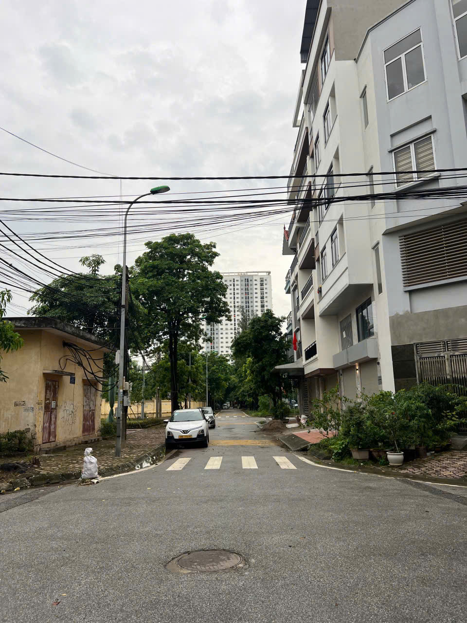 CHO THUÊ NGUYÊN TÒA LIỀN KỀ KHU X2A YÊN SỞ – PHÙ HỢP VĂN PHÒNG, MẦM NON, PHÒNG KHÁM 15988123