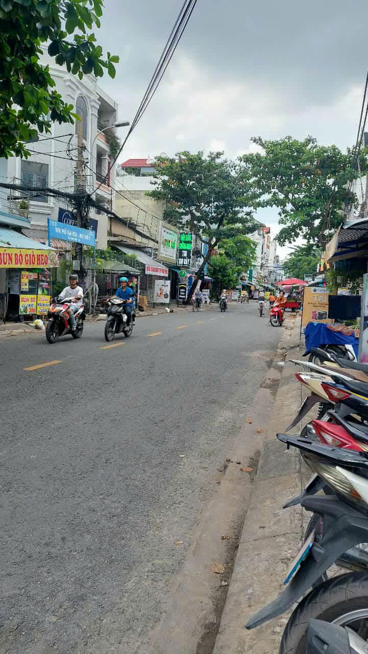 CHÍNH CHỦ CẦN CHO THUÊ MB VỈA HÈ ,TÂN PHÚ ,TPHCM 15988130