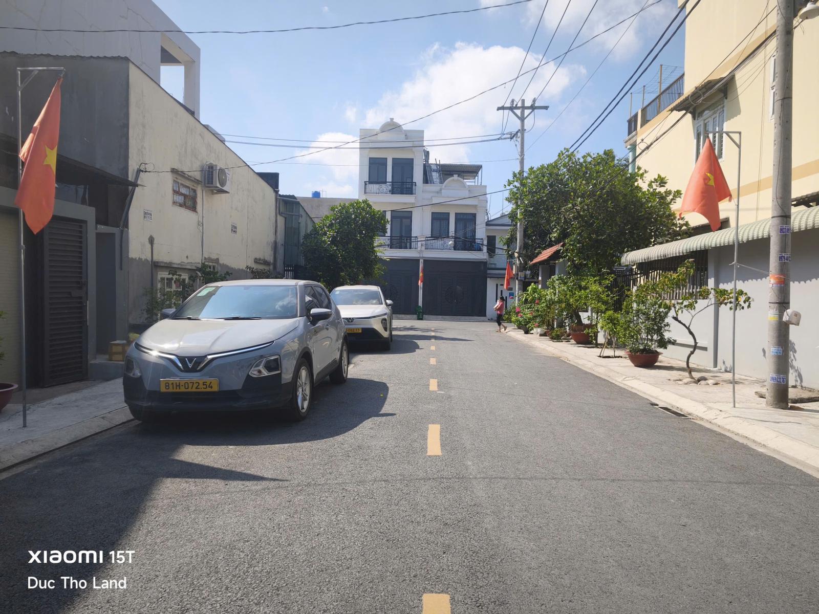 Bán lô đất đẹp đường nhựa 12m TX52 cạnh Sông mát mẻ, 5x23m full thổ cư giá 50tr/m2 15988149