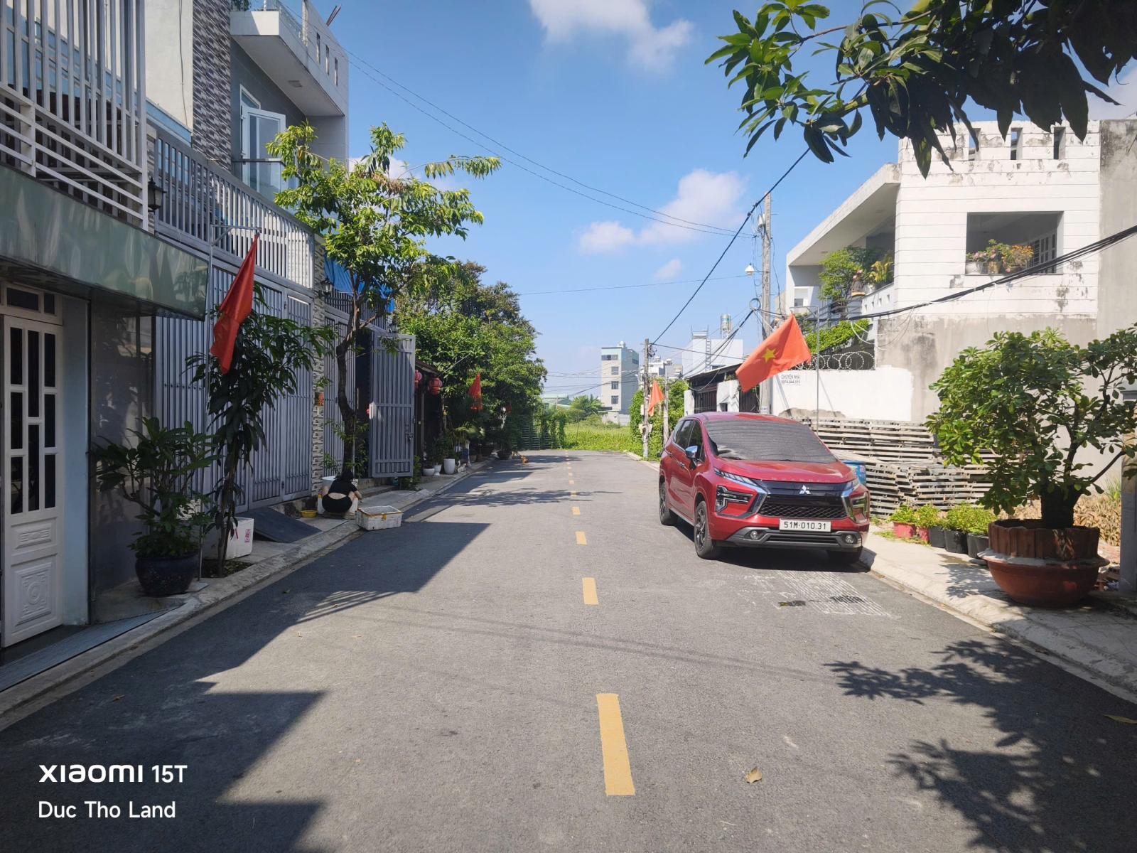 Bán lô đất đẹp đường nhựa 12m TX52 cạnh Sông mát mẻ, 5x23m full thổ cư giá 50tr/m2 15988149