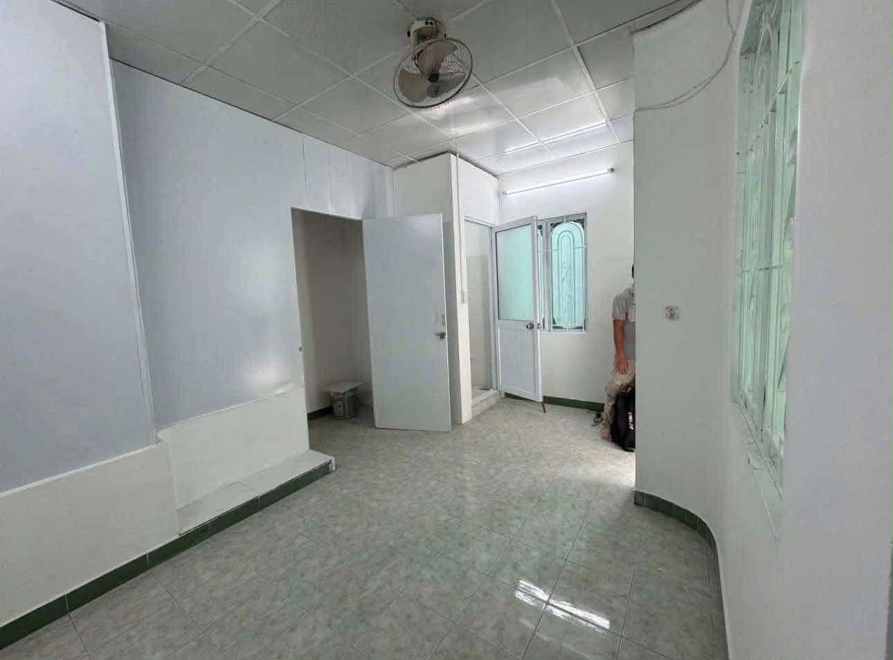 BÁN CĂN GÓC 2 TẦNG TTTP HẺM LÊ ĐẠI HÀNH - PHƯỜNG NHA TRANG 15988152