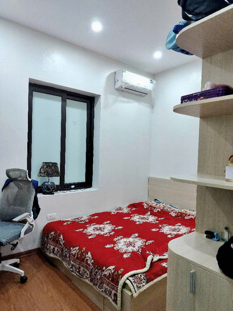 9.6 tỷ - Nhà đẹp thoáng gần hồ Đền Lừ, đường rộng tiện di chuyển mọi ngả 15988166