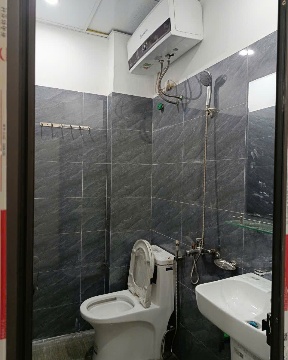 Chính chủ cho thuê nhà 4 tầng số 89 ngõ chùa Thanh Lương - Bích Hòa - Thanh Oai 15988173