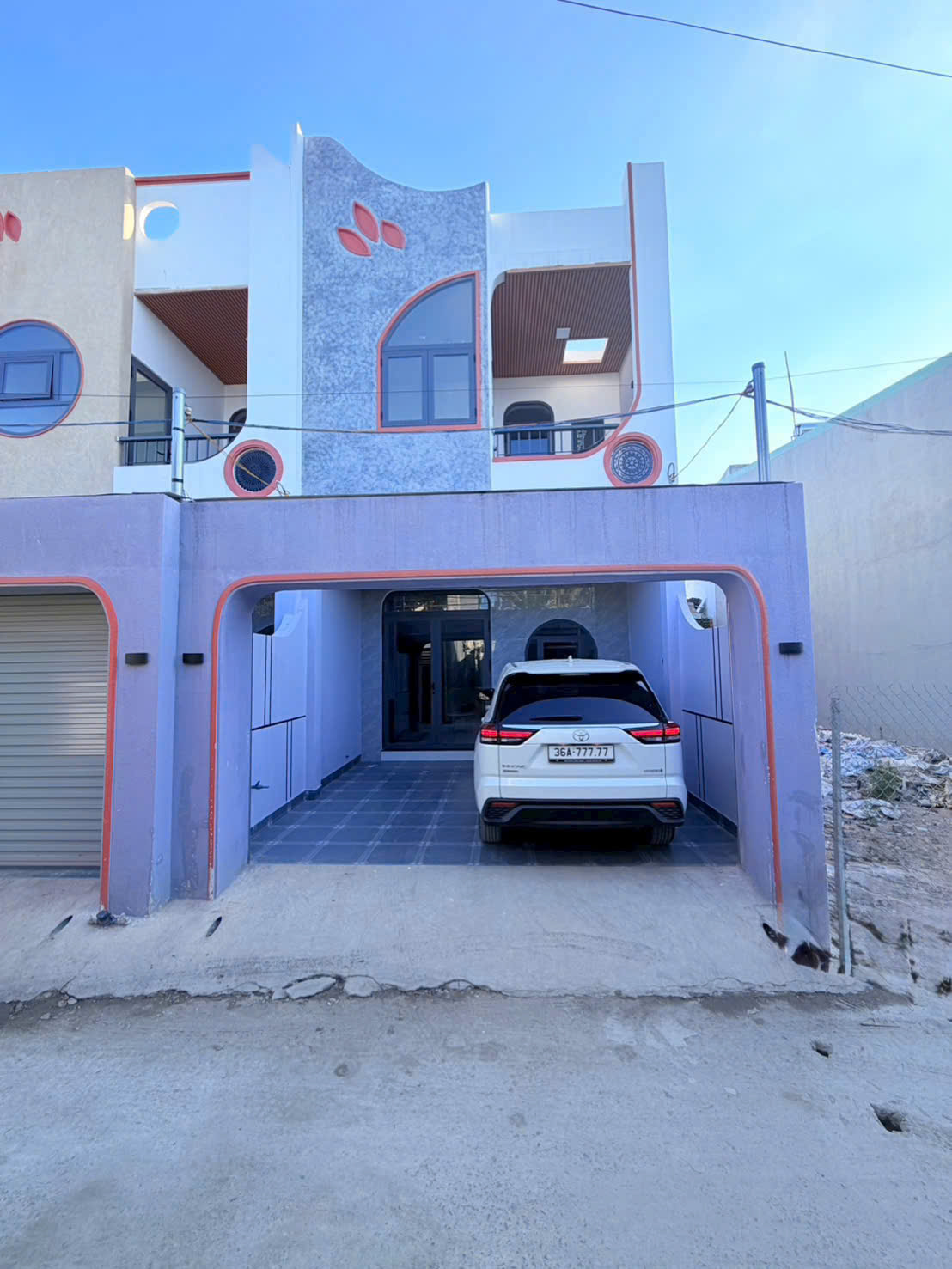 Bán nhà 73m2 sổ riêng thổ cư đường ô tô (P. Tân Vạn) chỉ 2.750 tỉ 15988185