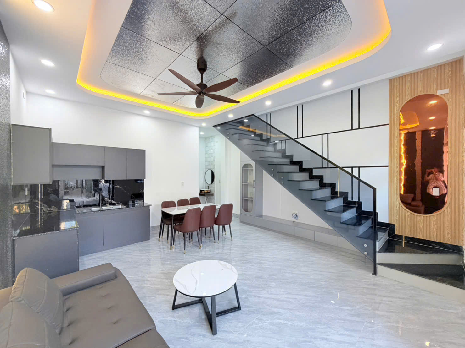 Bán nhà 73m2 sổ riêng thổ cư đường ô tô (P. Tân Vạn) chỉ 2.750 tỉ 15988185