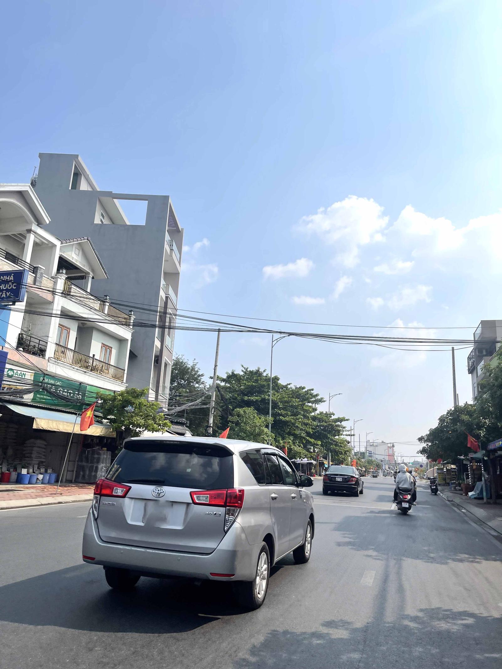 Nhà 4 Tầng Linh Trung – 53m², Gara Ô Tô – Full Nội Thất Gỗ – Gần Metro – Chỉ 7.45 Tỷ 15988198