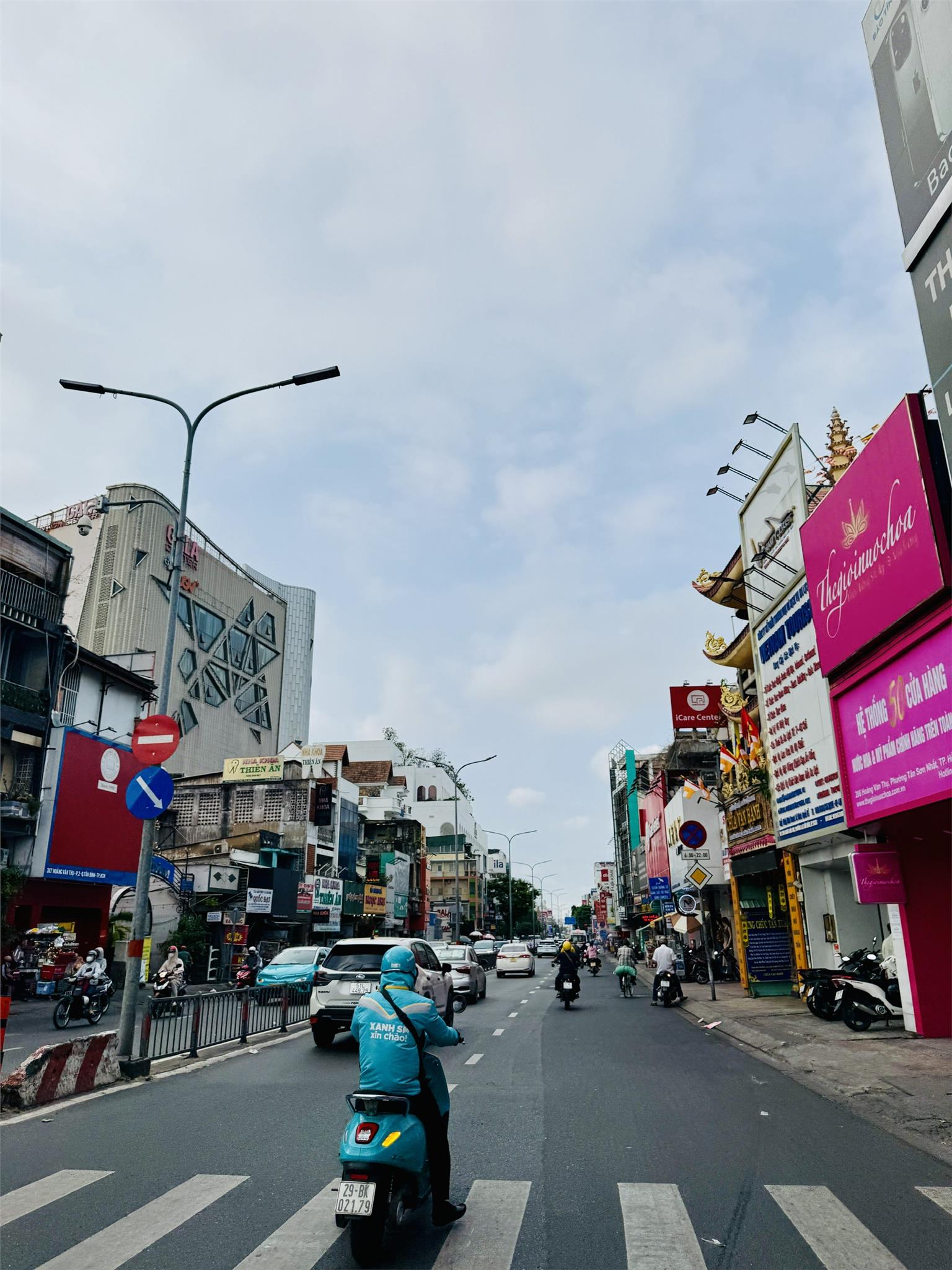 **Bán nhà MT Trường Chinh, phường 14 Tân Bình (4x17,5) dòng tiền 3 lầu 15988210