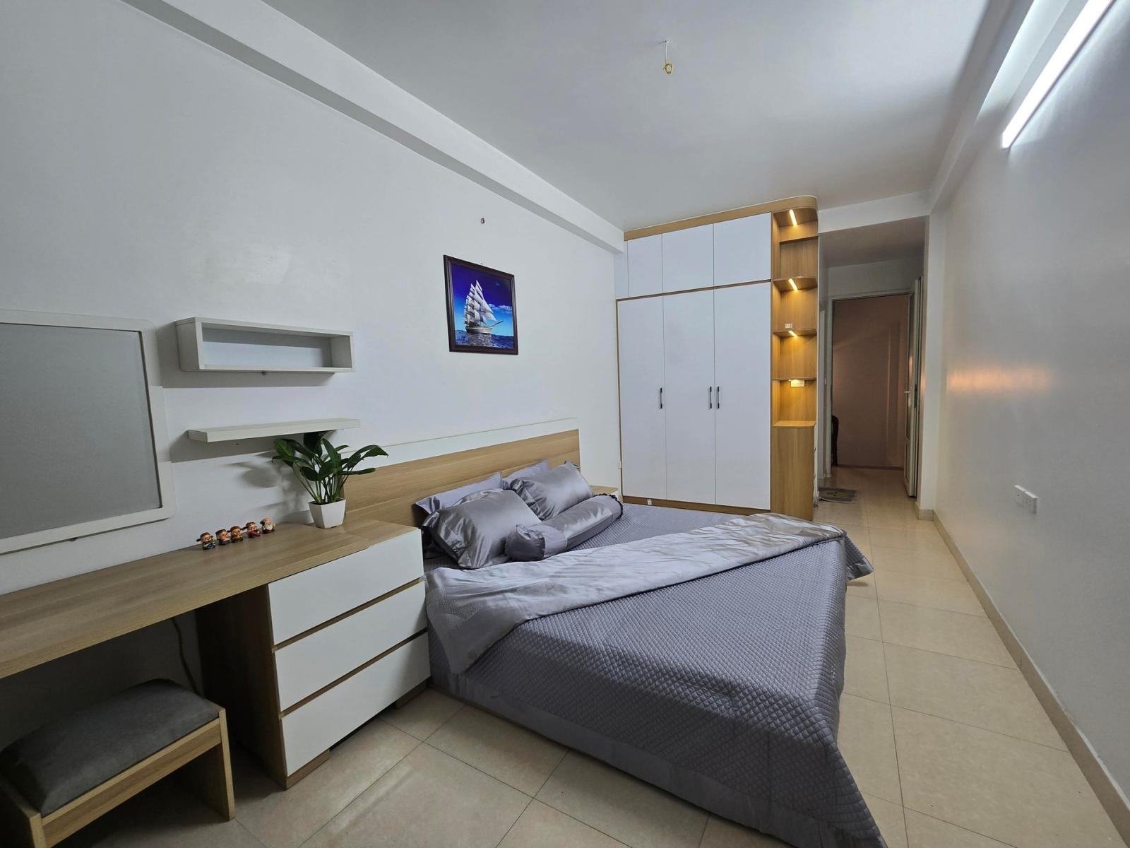 Siêu phẩm nhà bát khối - Vị trí đắc địa - 5 phút sang phố  15988217