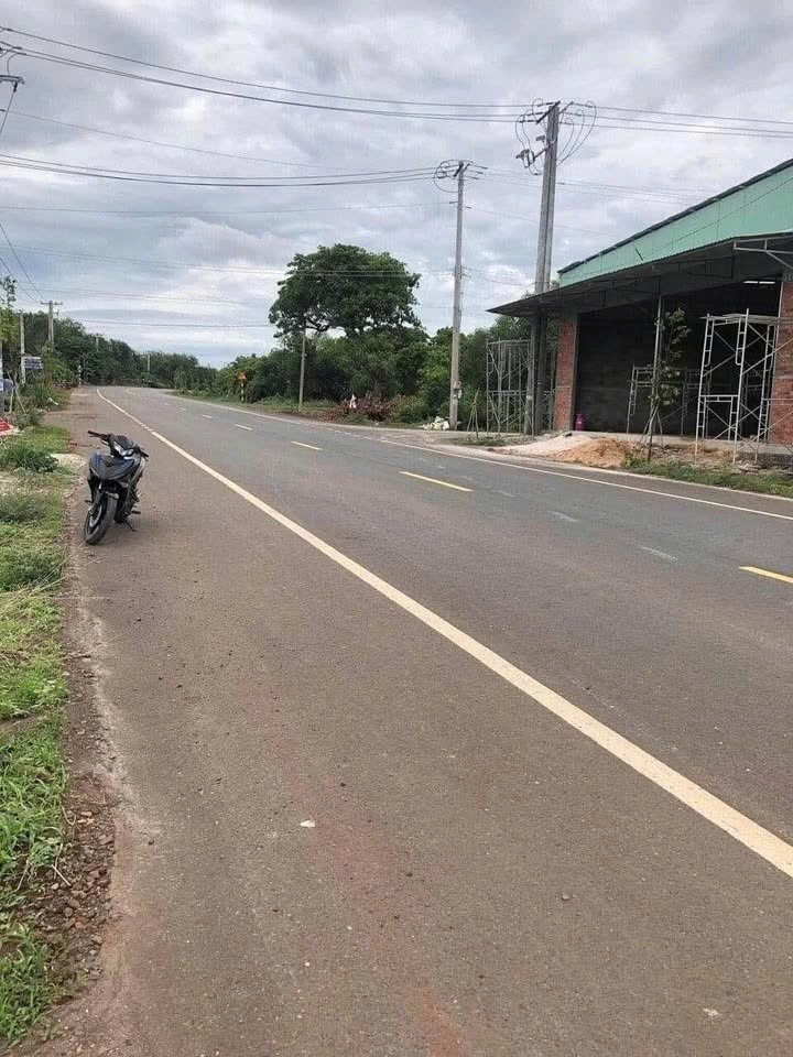 CHÍNH CHỦ Cần Bán Gấp Đất Mặt Tiền QL 765 Long Tân, Huyện Long Đất, Bà Rịa Vũng Tàu 15988219