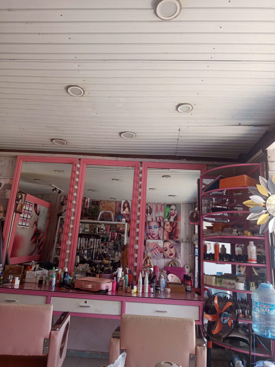 SANG NHƯỢNG TIỆM TÓC - NAIL VỊ TRÍ ĐẸP – TRẠI MÁT, ĐÀ LẠT 15988267