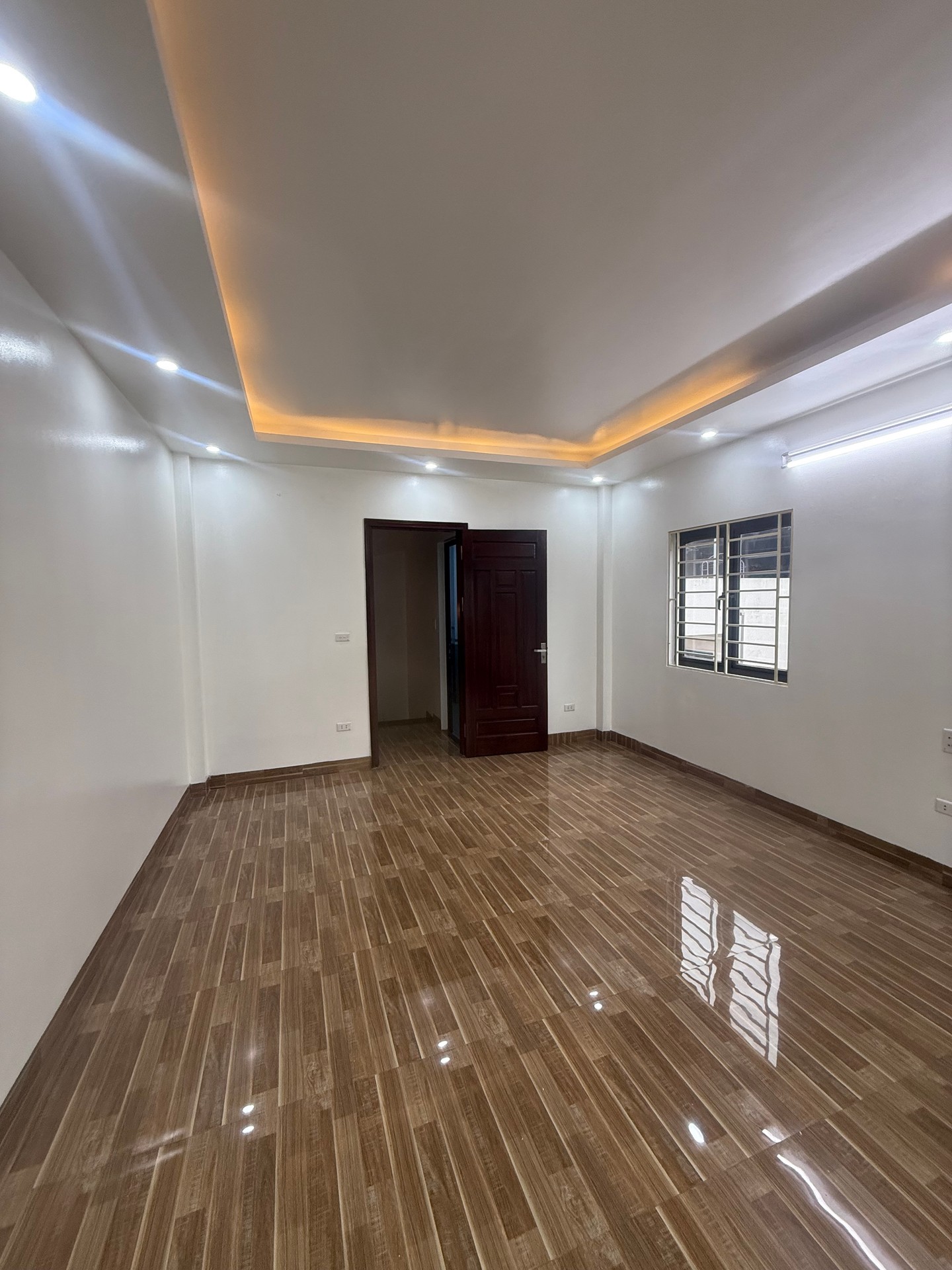 Bán Nhà Thanh Am - Lô góc - Ngõ Thông  15988277