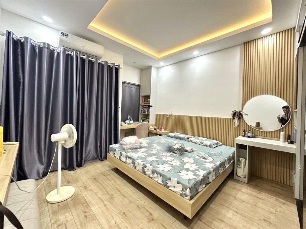 Bán nhà phố Đội Cấn, Ba Đình, ô tô qua nhà, kinh doanh bất chấp, 42m, 5 tầng, 13.7 tỷ 15988272