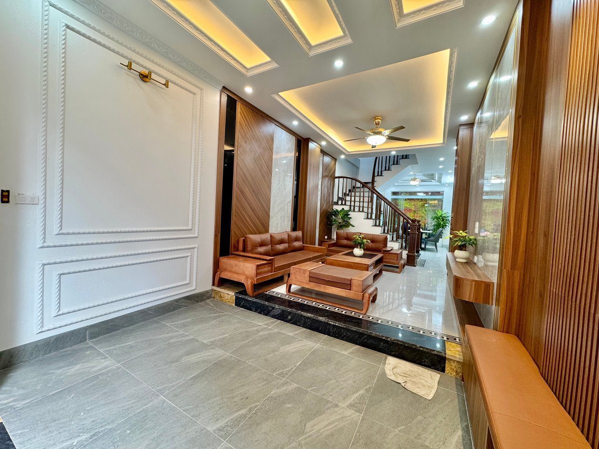 PHỐ HOÀNG NHƯ TIẾP. NHÀ DÂN XÂY 51M2 5T DÂN XÂY, NGÕ THÔNG 5PN - 13.X TỶ 15988322