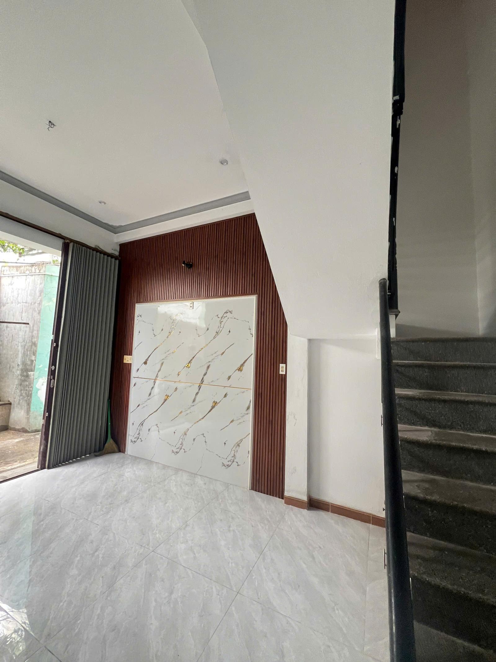 BÁN NHÀ 2 TẦNG HẺM RỘNG ĐƯỜNG NGÔ MÂY.MÃ SỐ: #NR5551 15988325