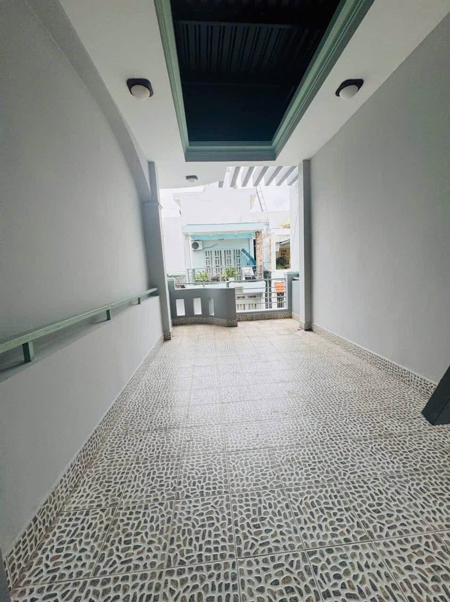 Nhà mặt tiền Tân Bình, khu Vip Bàu Cát, vị trí cực đẹp, xe hơi ngủ trong nhà. 
 15988340