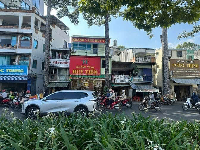 CHÍNH CHỦ CẦN CHO THUÊ NHÀ NGUYÊN CĂN LÂU DÀI SỐ 205 - 207 ĐƯỜNG TRẦN PHÚ 15988358