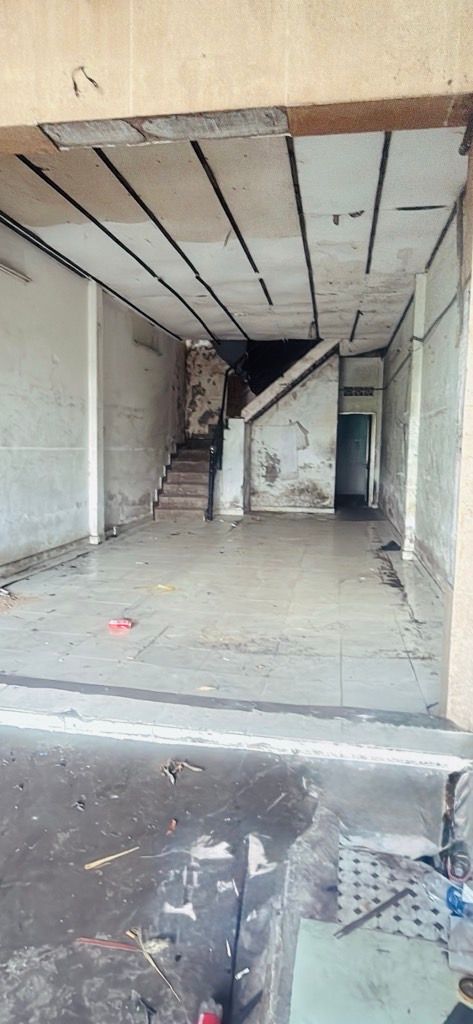 NHÀ NGAY HÒA BÌNH,PHÚ THẠNH,TÂN PHÚ. HẺM 12M THÔNG RA HẺM 110 TÔ HIỆU, 4M X 20M,2 TẦNG,NHÀ CŨ CÒN Ở 15988373