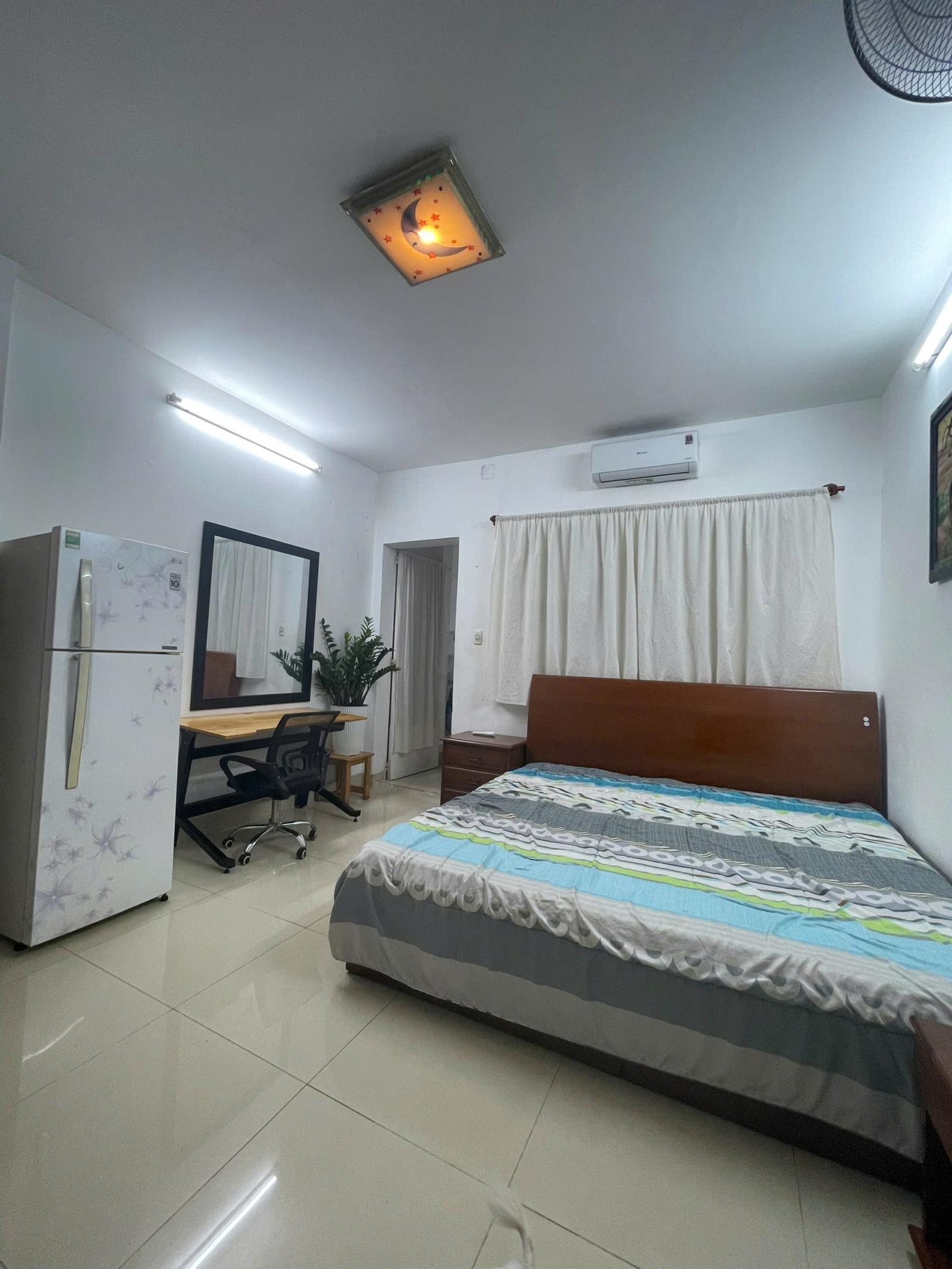 CHO THUÊ PHÒNG TRỌ KHÉP KÍN FULL NỘI THẤT TẠI  PHƯỜNG 11, BÌNH THẠNH, TPHCM GIÁ 5TR/THÁNG 15988375