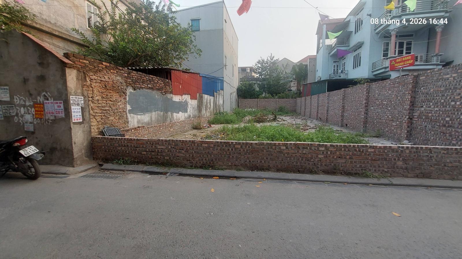 Ba bước ra phố. Ngõ ô tô thông.
Chủ cần bán đất Việt Hùng 206m2, mt8.5m, 13.8 tỷ, Đông Anh, ô tô 15988503