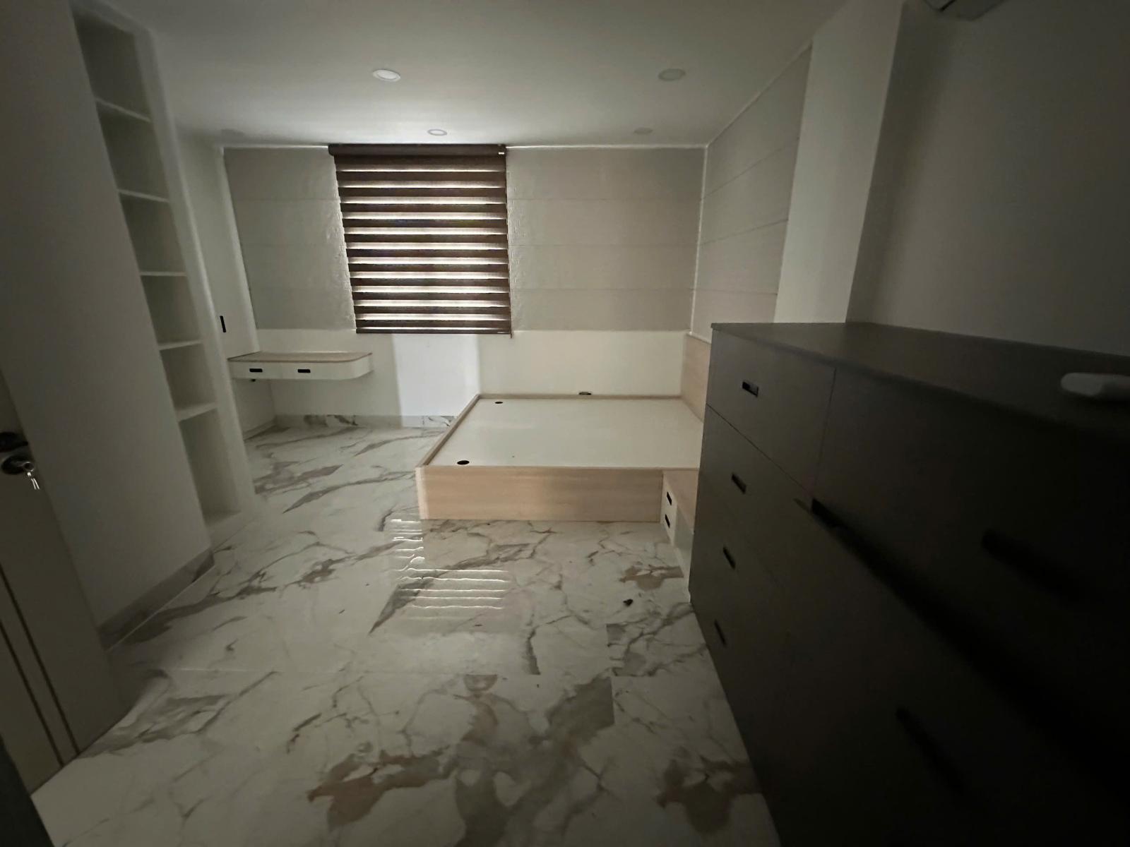 CHO THUÊ VĂN PHÒNG GIÁ CHỈ 10 TRIỆU/THÁNG, KĐT VẠN PHÚC 15988505