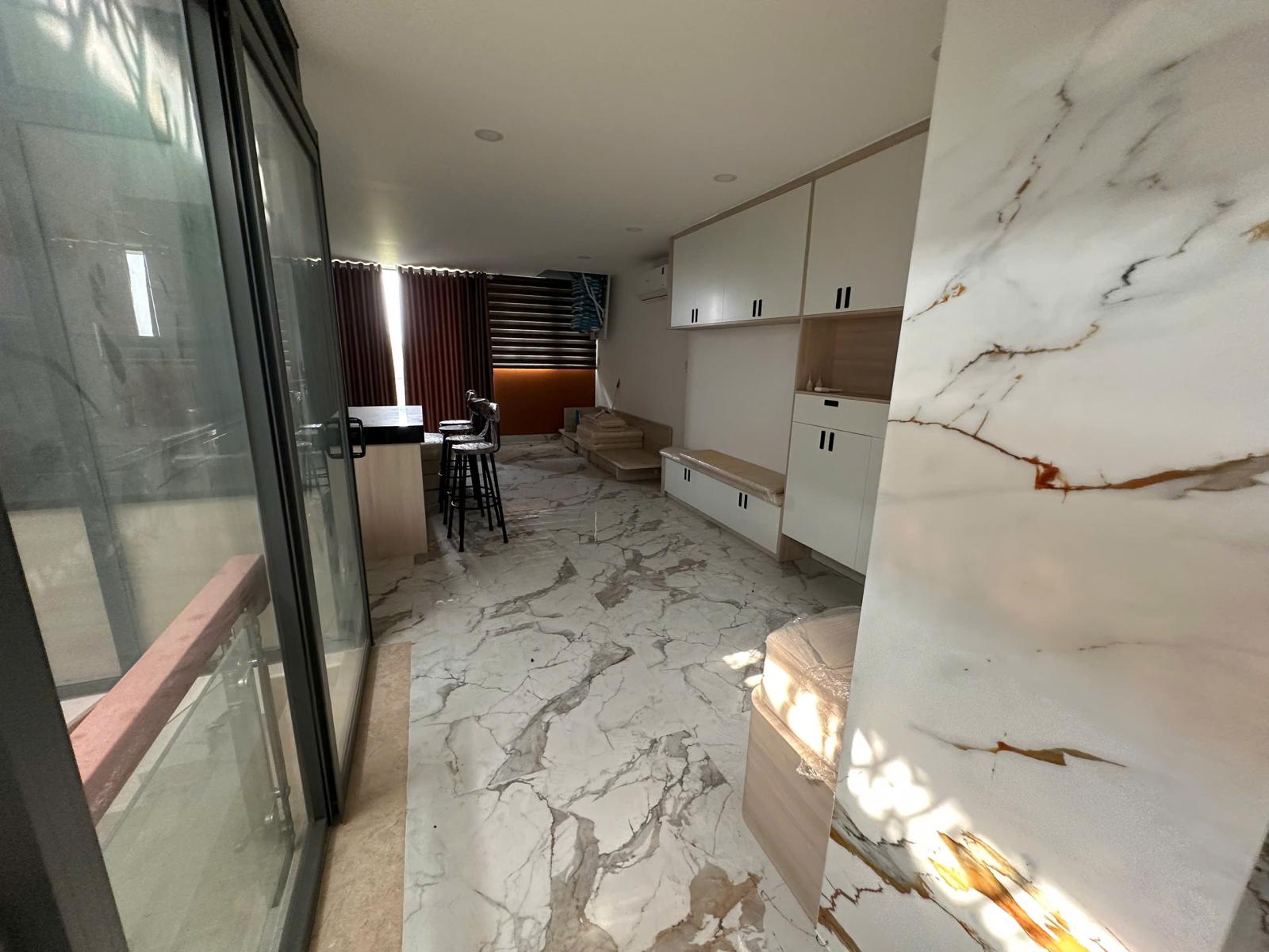 CHO THUÊ VĂN PHÒNG GIÁ CHỈ 10 TRIỆU/THÁNG, KĐT VẠN PHÚC 15988505