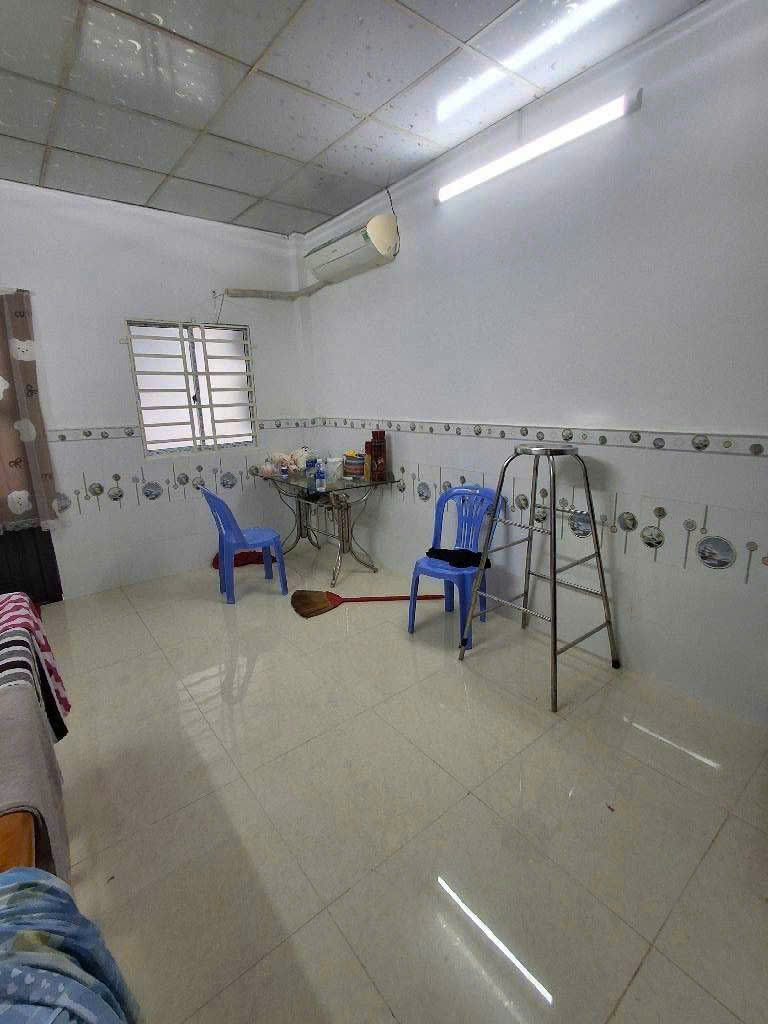 Bán nhà  Huỳnh Tấn Phát, Quận 7, 2 tầng, 2PN, sổ hồng riêng, giá 4.7 tỷ 15988506