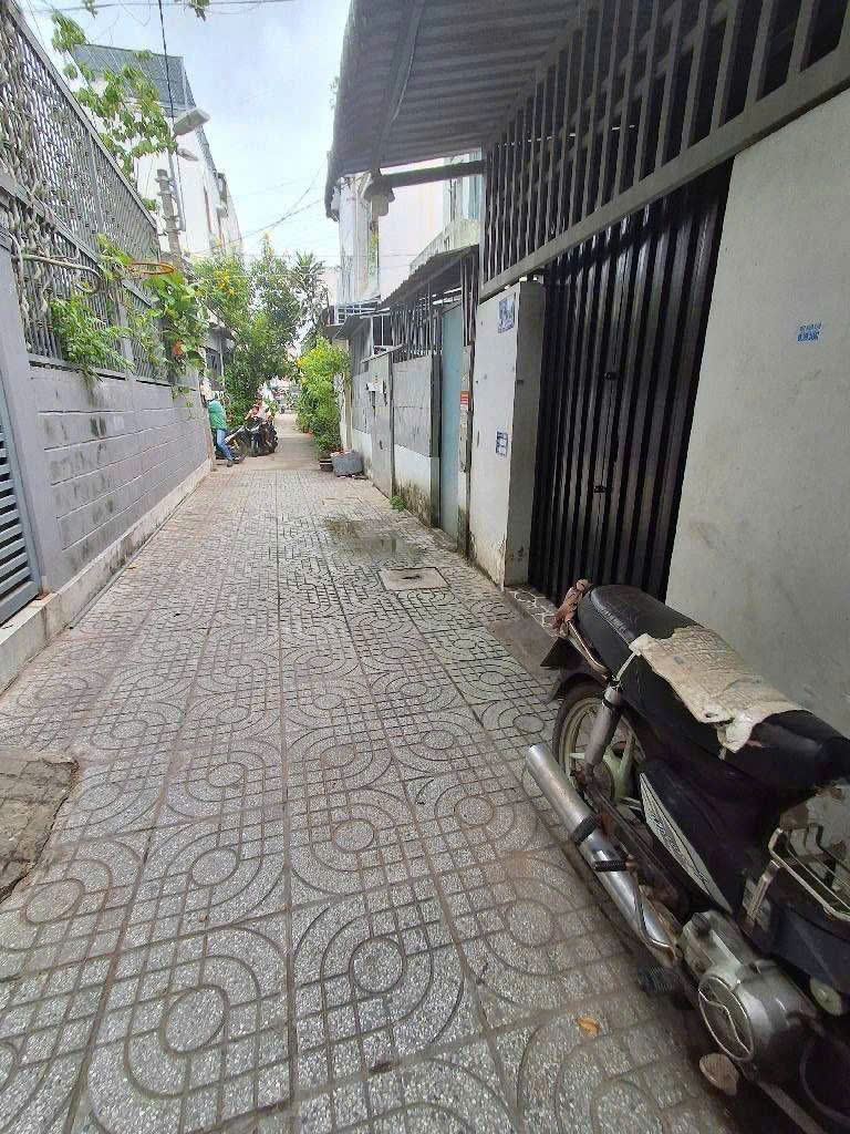 Bán nhà  Huỳnh Tấn Phát, Quận 7, 2 tầng, 2PN, sổ hồng riêng, giá 4.7 tỷ 15988506