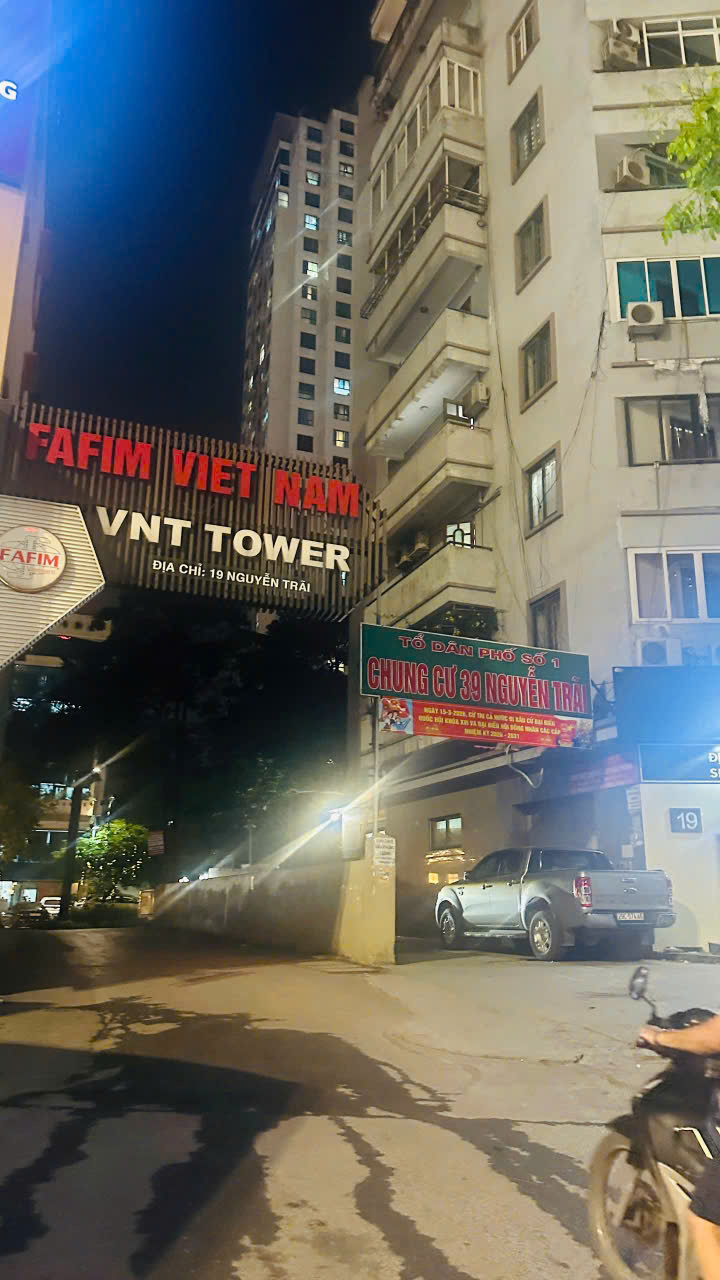 TRUNG TÂM THANH XUÂN – VNT TOWER – 96M - TẦNG TRUNG  VIEW THOÁNG – GIÁ TỐT LH 0326213286 15988509