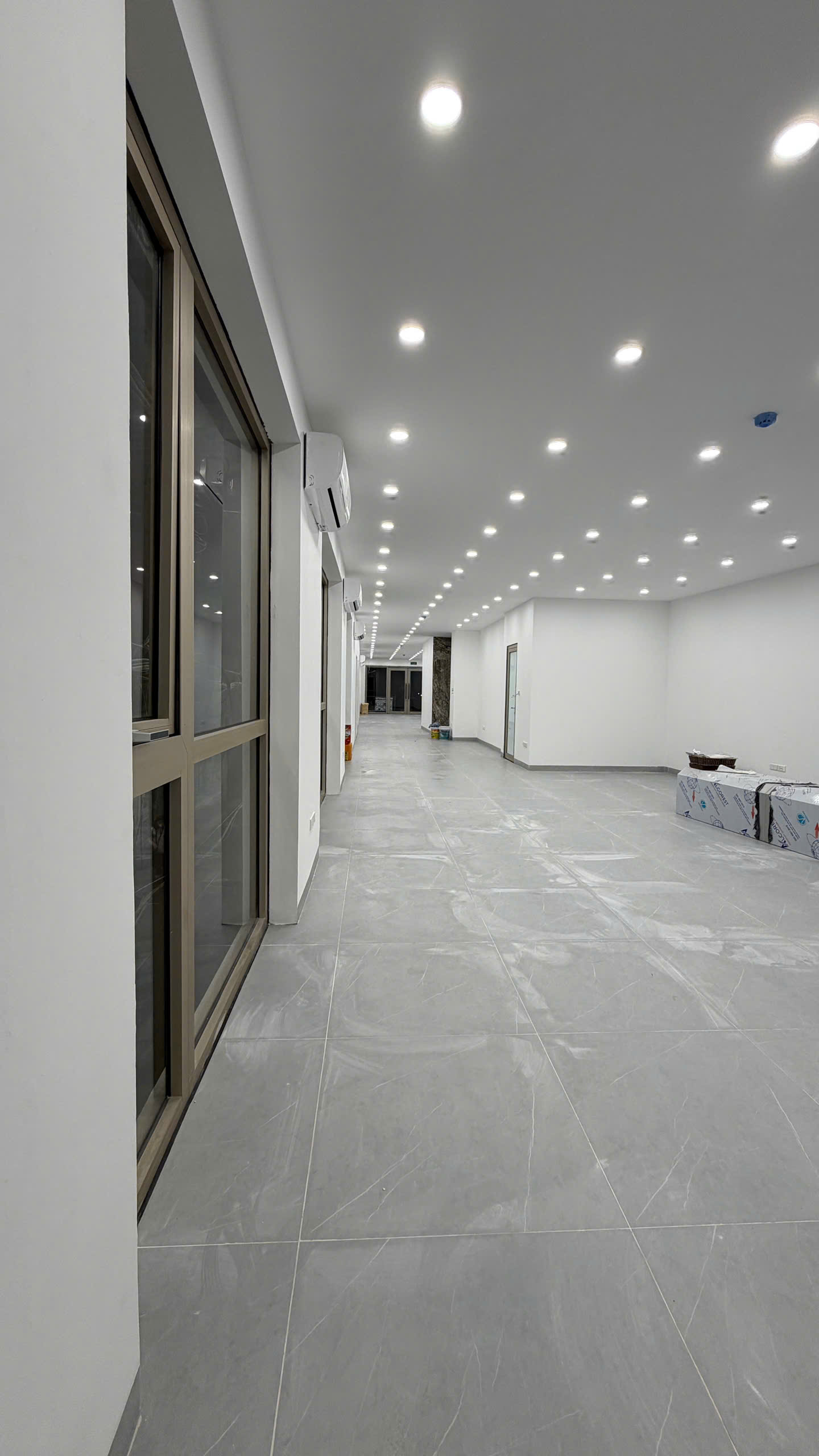 Cho thuê MBKD mặt phố Trung Kính - Trần Duy Hưng bàn giao thông sàn PCCC đầy đủ
Cho thuê MBKD mặt phố 39 Trung Kính - Trần Duy Hưng 

 15988514