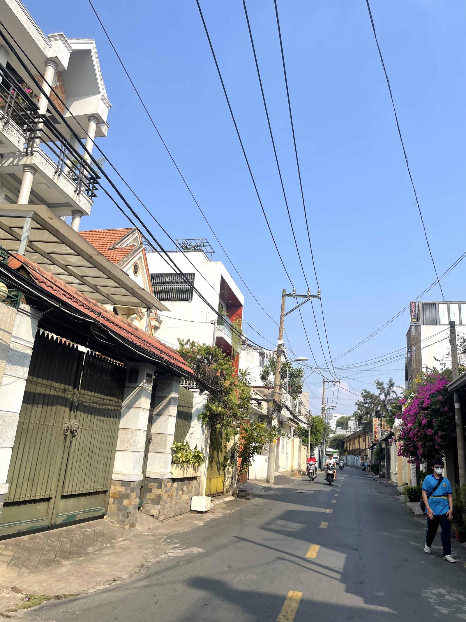 Bán CHDV 6 Tầng Mặt Tiền Linh Chiểu – 193m² – Thu Nhập 150Tr/Tháng – Gần Làng ĐH – Chỉ 26 Tỷ 15988526
