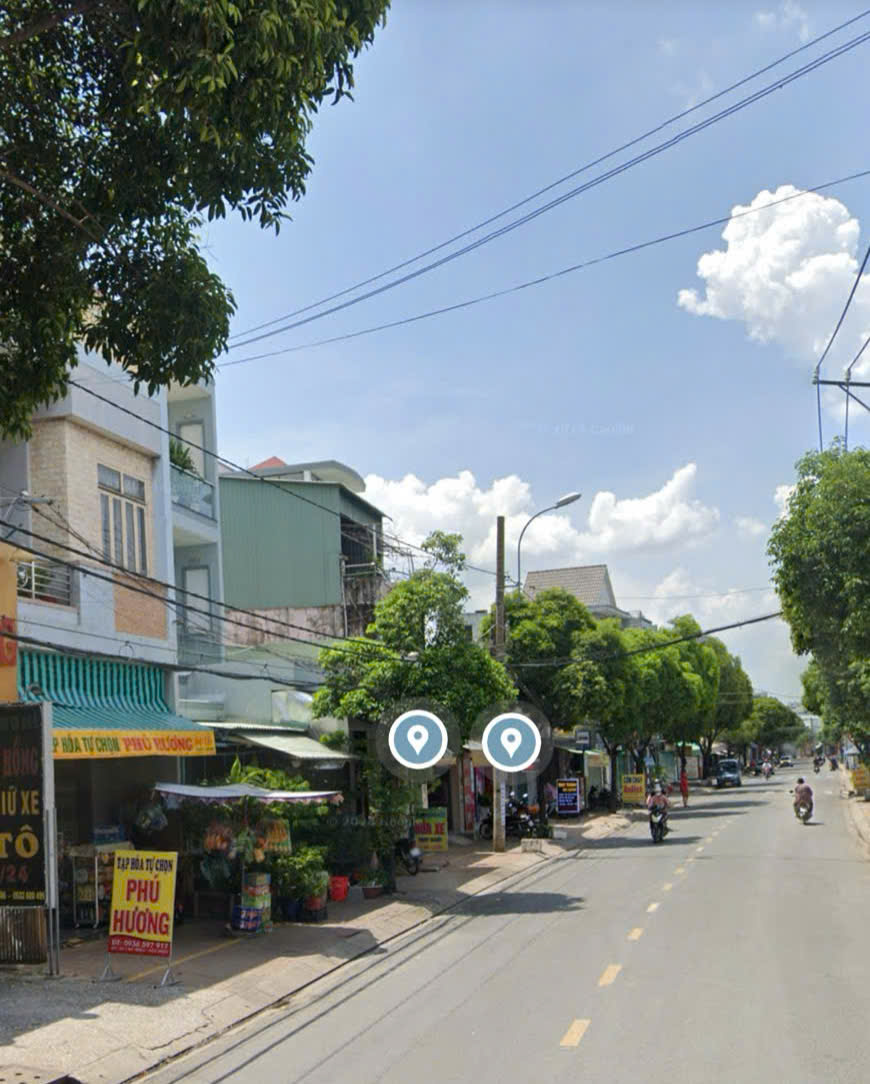 Bán nhà mặt tiền 20x50m giá 38 tỷ Đường Bà Triệu 15988540