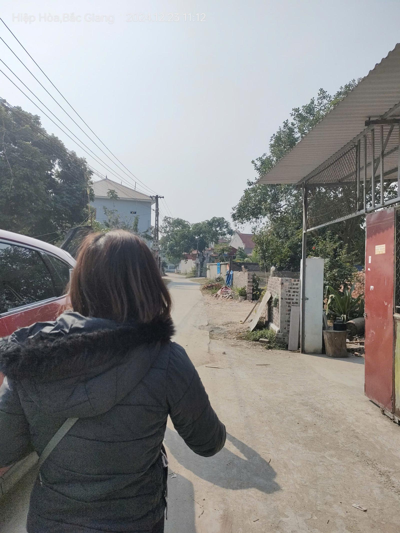 Bán gấp giá rẻ nhà ô tô, kinh doanh Lý Viên, Bắc Lý 127m, mặt tiền 5m, Xuân Cẩm, Bắc Ninh. 15988561