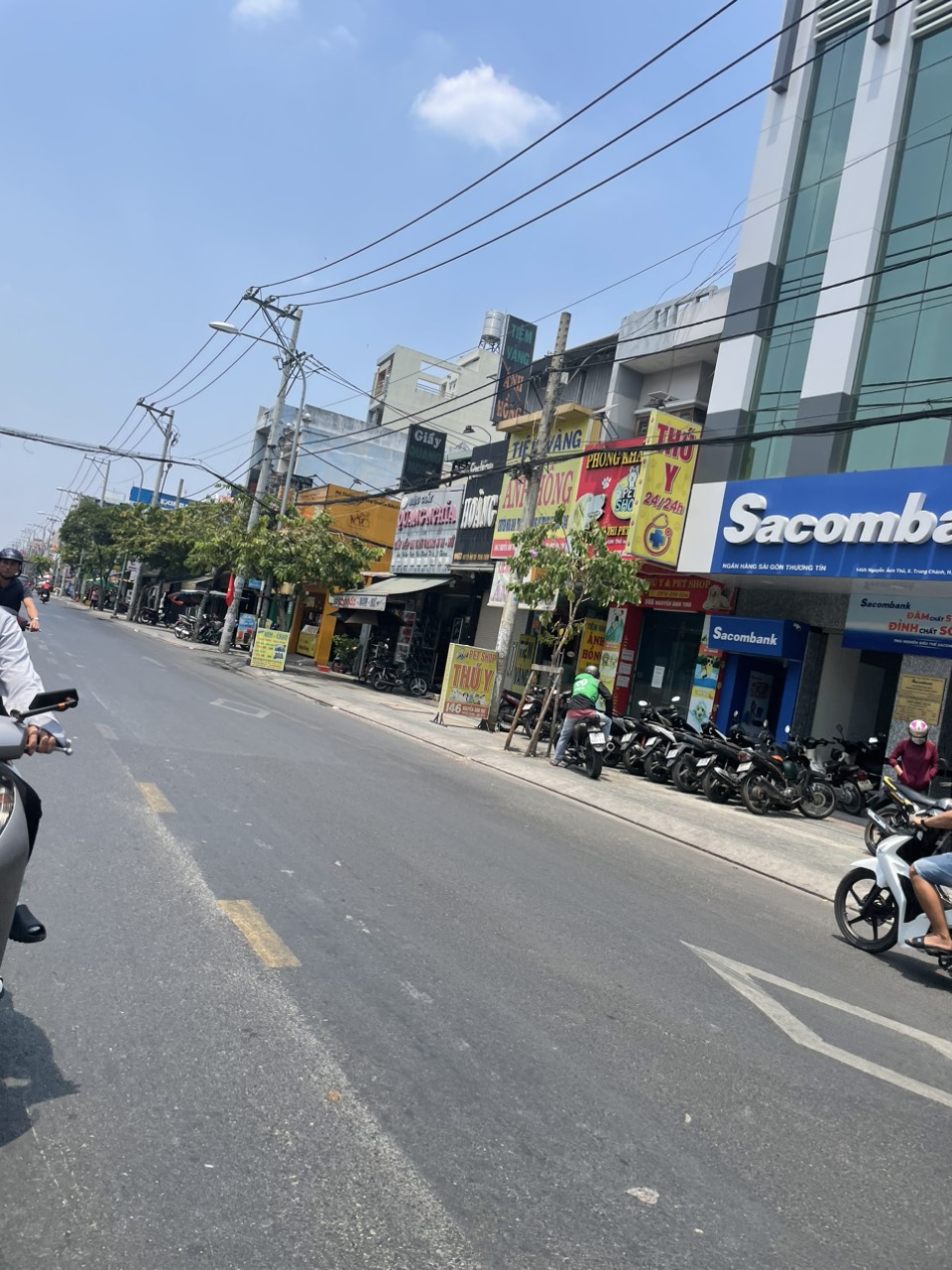 Bán nhà 2 mặt tiền ngang 26m tổng 2500m2 giá 170 tỷ Nguyễn Ảnh Thủ 15988562