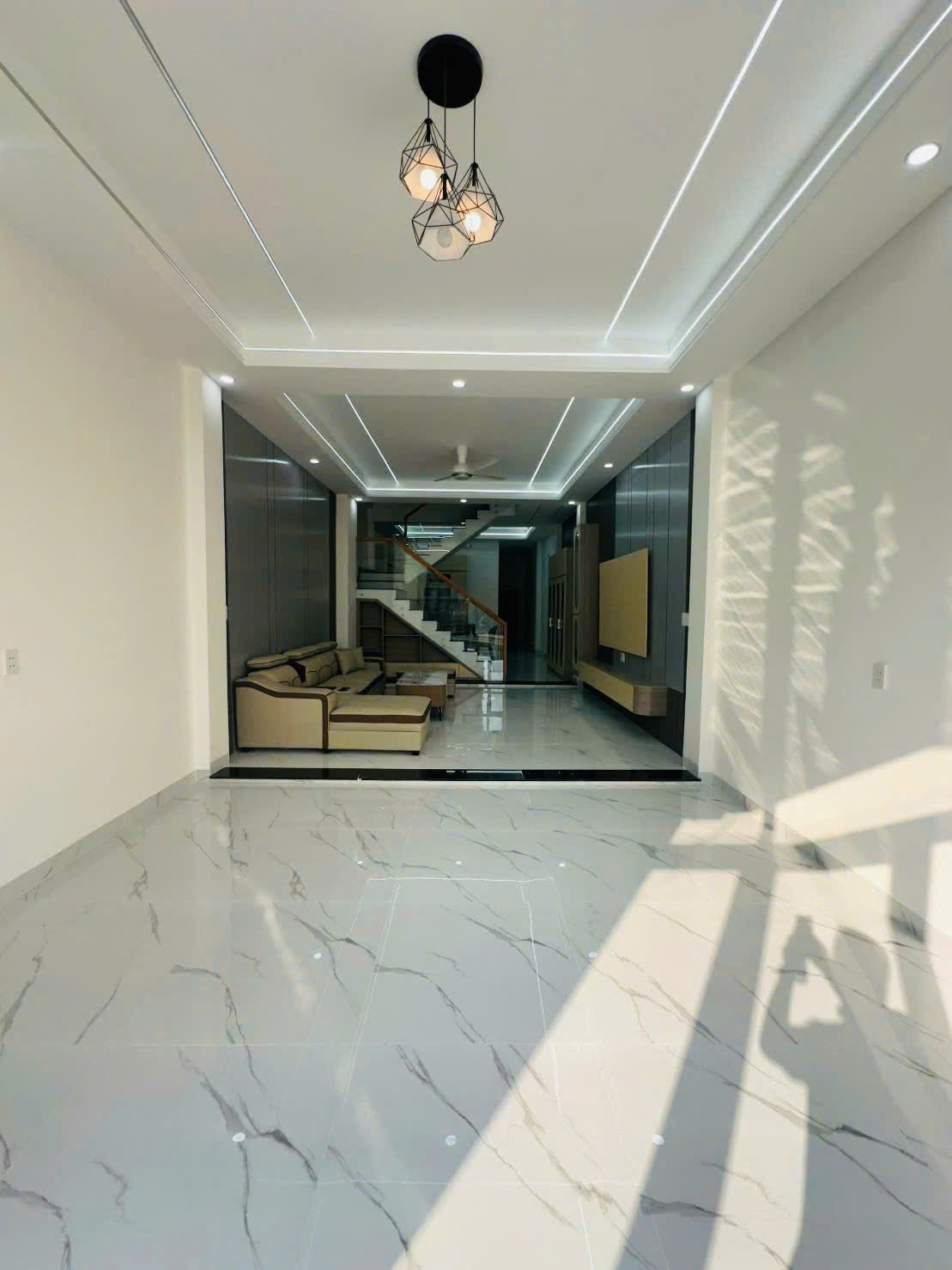  Bán nhà 1 Trệt 2 lầu 90m2 KDC Lộc Vừng đường ô tô (P. Bửu HOÀ) chỉ 5,450 tỉ 15988618