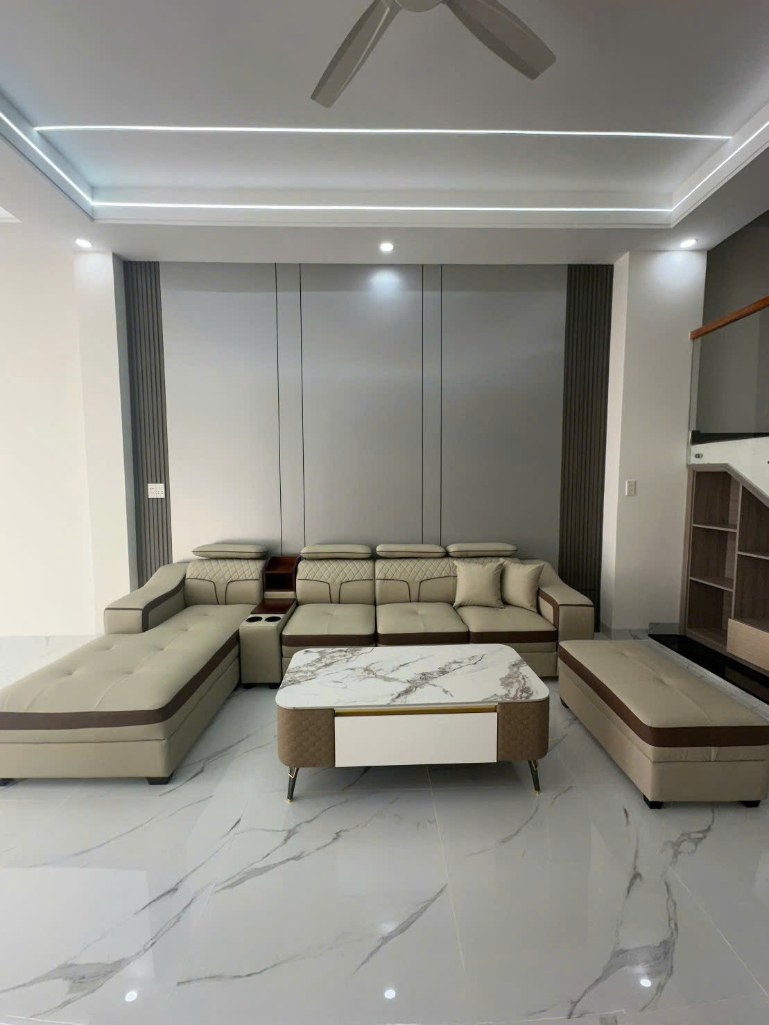  Bán nhà 1 Trệt 2 lầu 90m2 KDC Lộc Vừng đường ô tô (P. Bửu HOÀ) chỉ 5,450 tỉ 15988618