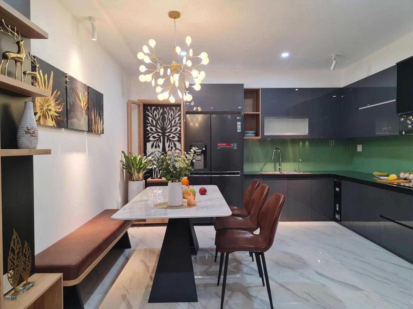 Bán nhà HXH Lê Văn Sỹ, phường 1, Tân Bình (5*16) 5 tầng; trục LVS 15988645