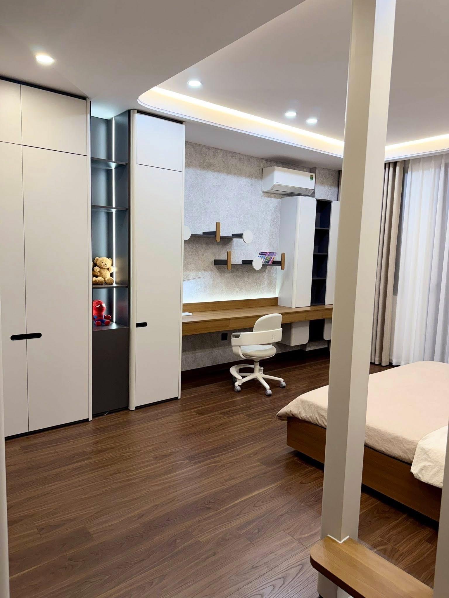 **Bán nhà hẻm Hoàng Văn Thụ, phường 4 Tân Bình (4,5*16,5) chỉ 9,5 tỷ 15988657