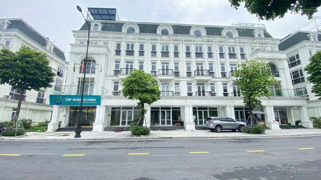 Chính chủ bán LK Louis City Đại mỗ, Nam Từ  Liêm. DT 105m x 5,5 tầng, SĐCC. Giá 30,5 tỷ.  LH: 15988667