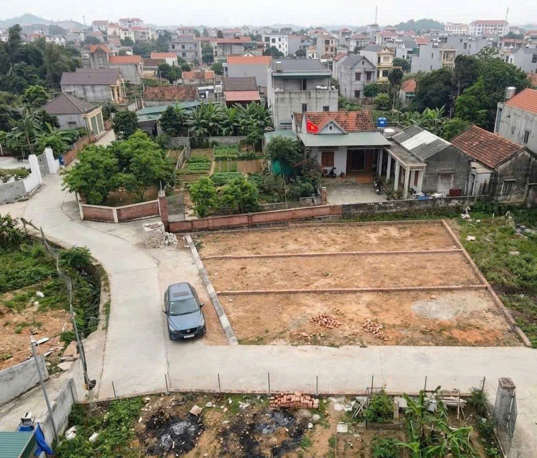 ĐẤT HIẾM TẠI PHƯỜNG LƯU KIẾM - CHỈ 500TR SỞ HỮU NGAY 100M² / LÔ! 15988676