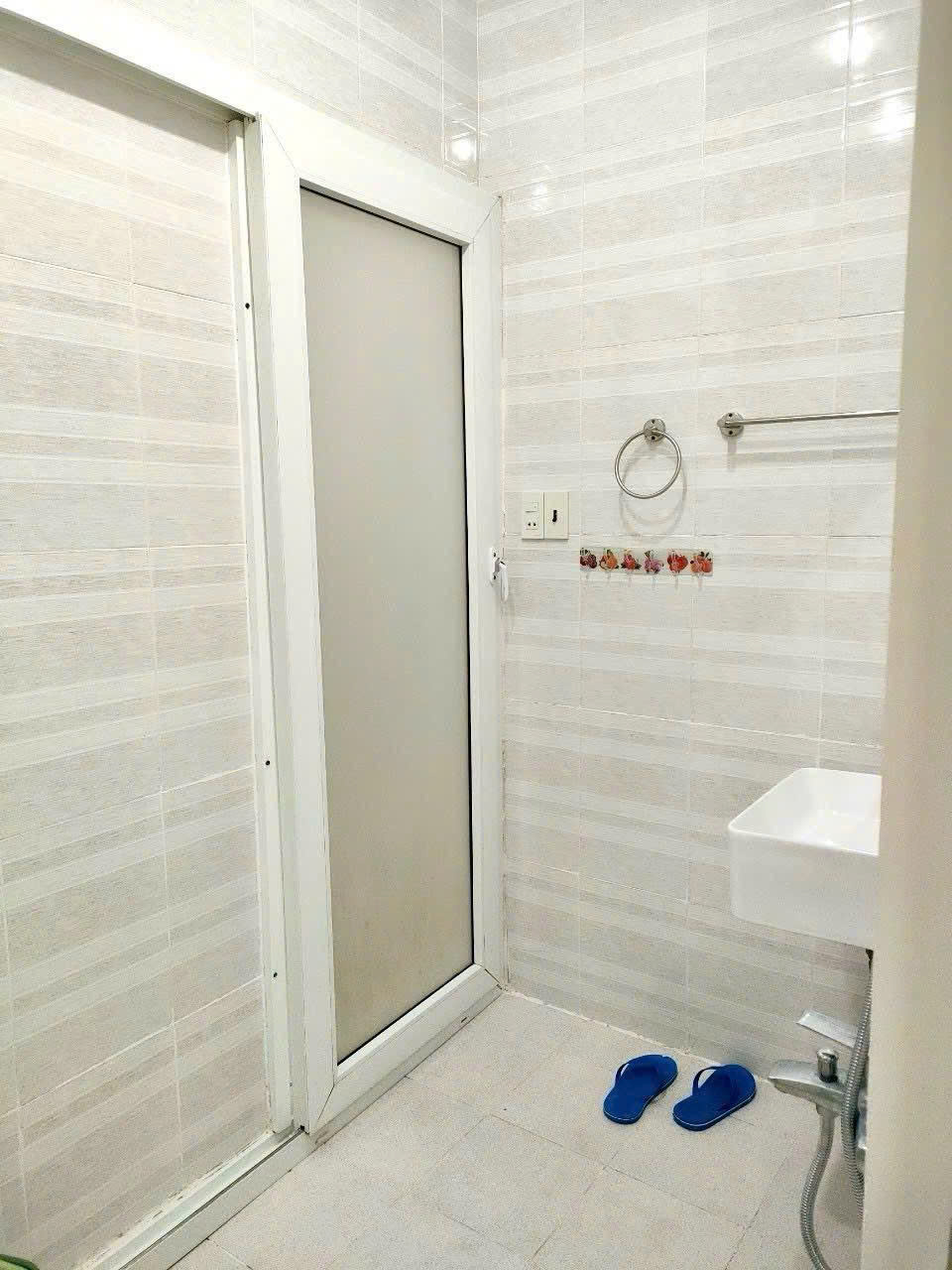 Cho thuê nhà 5 phòng ngủ 18 triệu/tháng Hoàng Diệu phường 5 Đà Lạt 15988679