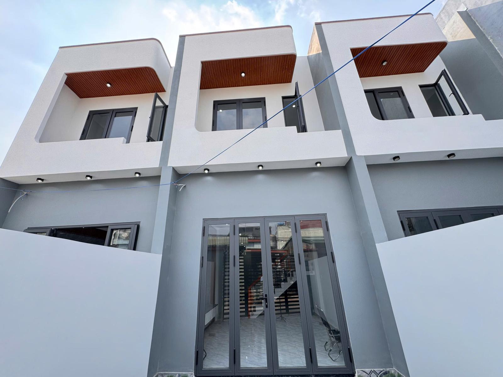 TÂN HÒA, BIÊN HÒA – CHỈ 500TR SỞ HỮU NHÀ PHỐ FULL NỘI THẤT – NGANG 4.2M – BANK HỖ TRỢ 80% – GIÁ ~3 15988686