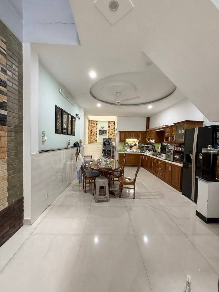 Bán nhà hẻm xe hơi Nguyễn Văn Lượng Gò Vấp, ngay Lottemart, 4.5 x 17, 4 tầng, 6Pn,9.95 tỷ TL 15988716